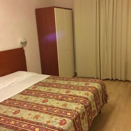 Anna Hotel